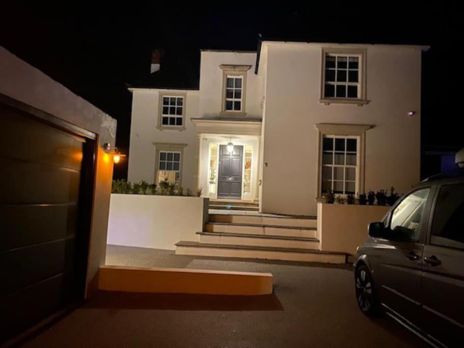 The Boathouse. The Gateway To The Jurassic Coast Villa Poole Buitenkant foto